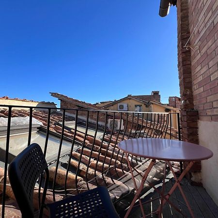 Colibri Apartment Сиена Екстериор снимка