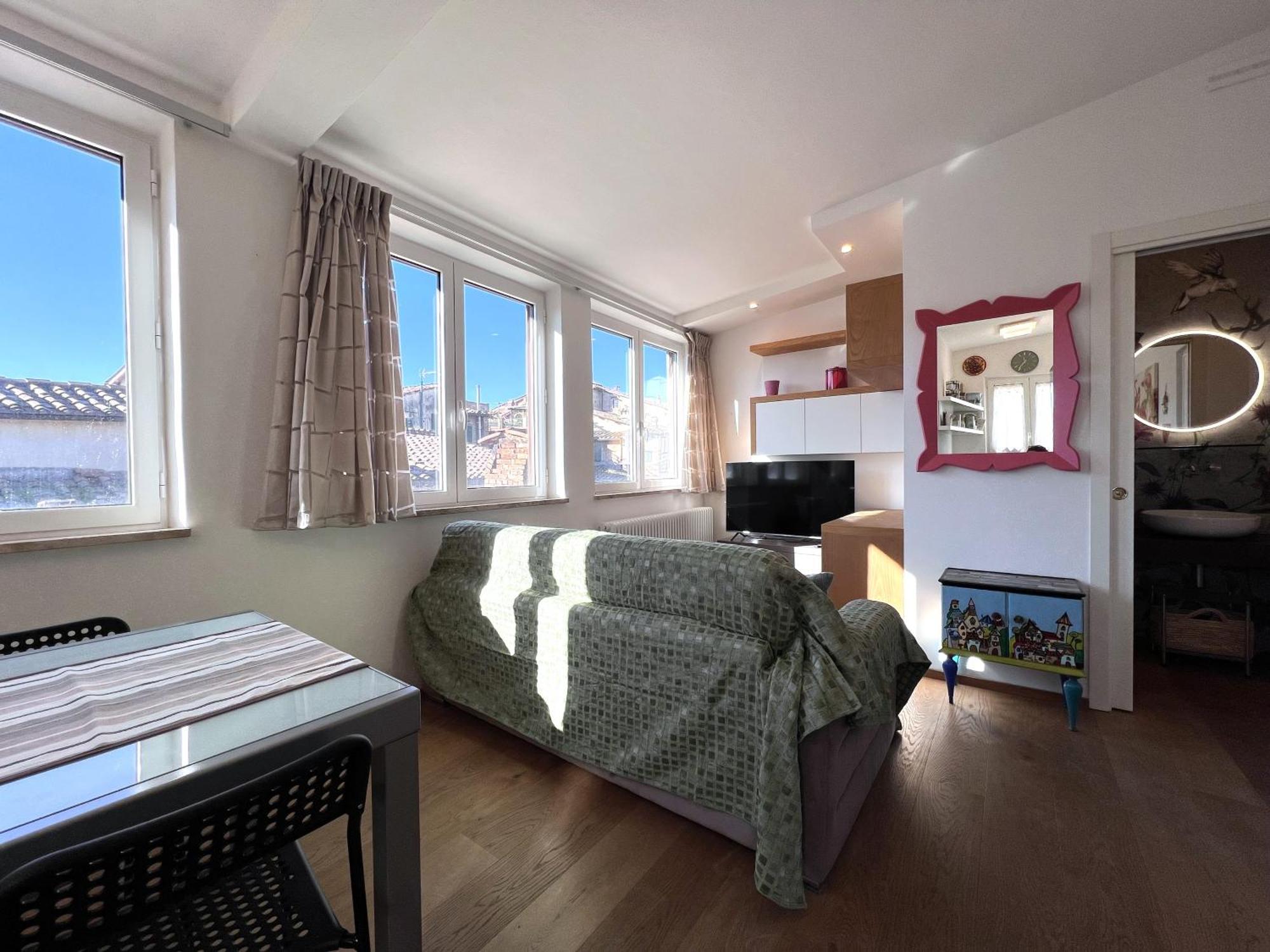 Colibri Apartment Сиена Екстериор снимка