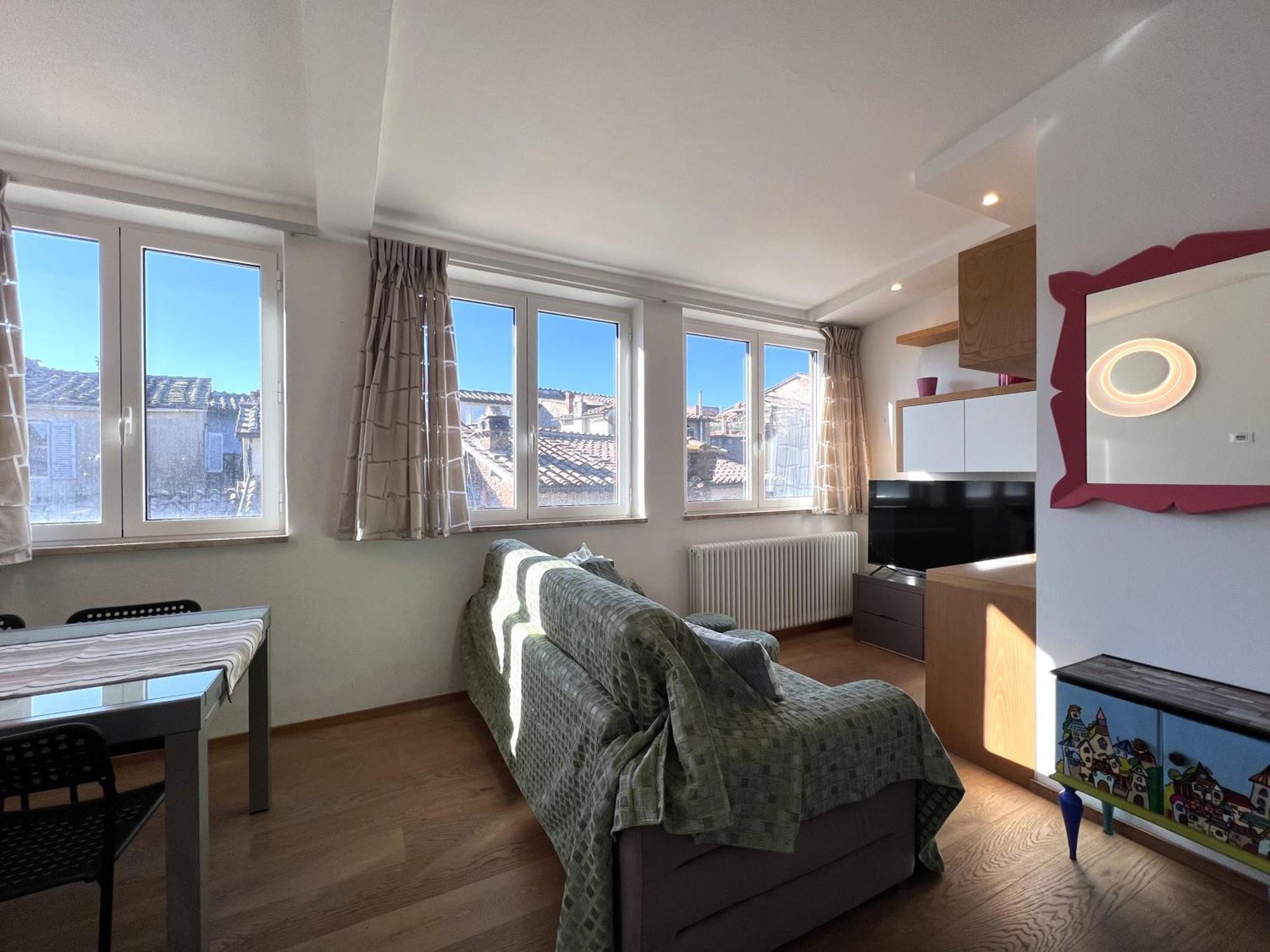 Colibri Apartment Сиена Екстериор снимка